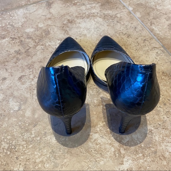 BCBG Generation Shoes in Size 9M/39 - Picture 7 of 16